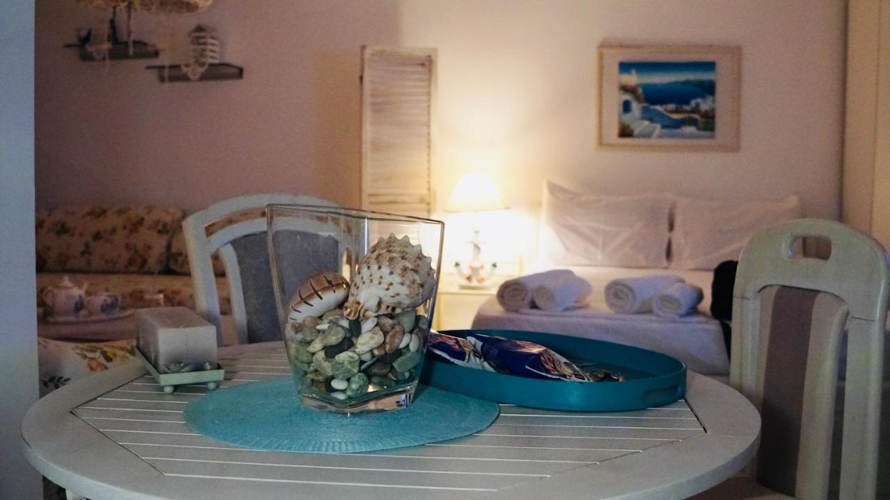 Pine & View Apartment Pefkochori Bagian luar foto